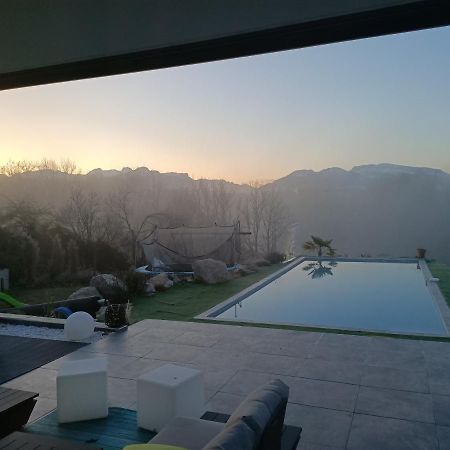 Chambres, Cuisine, Piscine, Spa, Billards, Airhockey, Nature Fillinges Ngoại thất bức ảnh